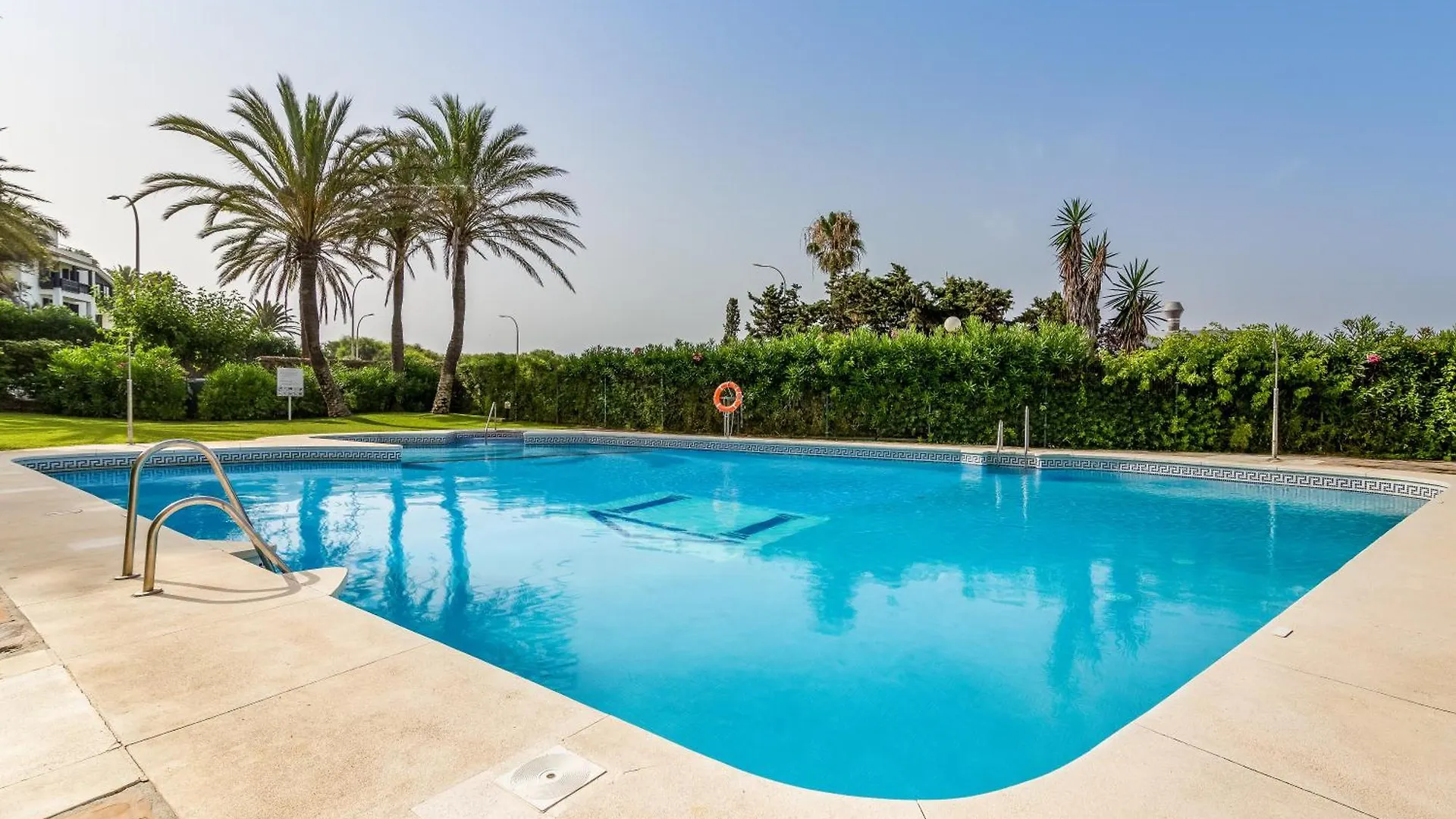 Oleholidays 315 Romana Playa Primera Linea Playa Marbella Apartment