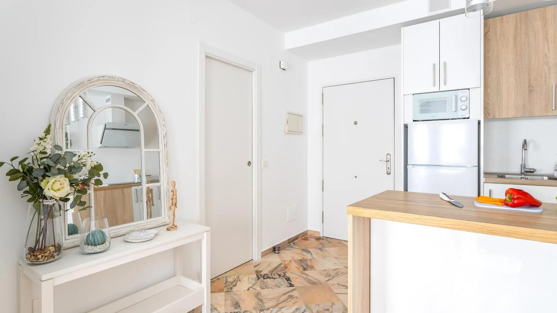 Apartment Oleholidays 315 Romana Playa Primera Linea Playa Marbella