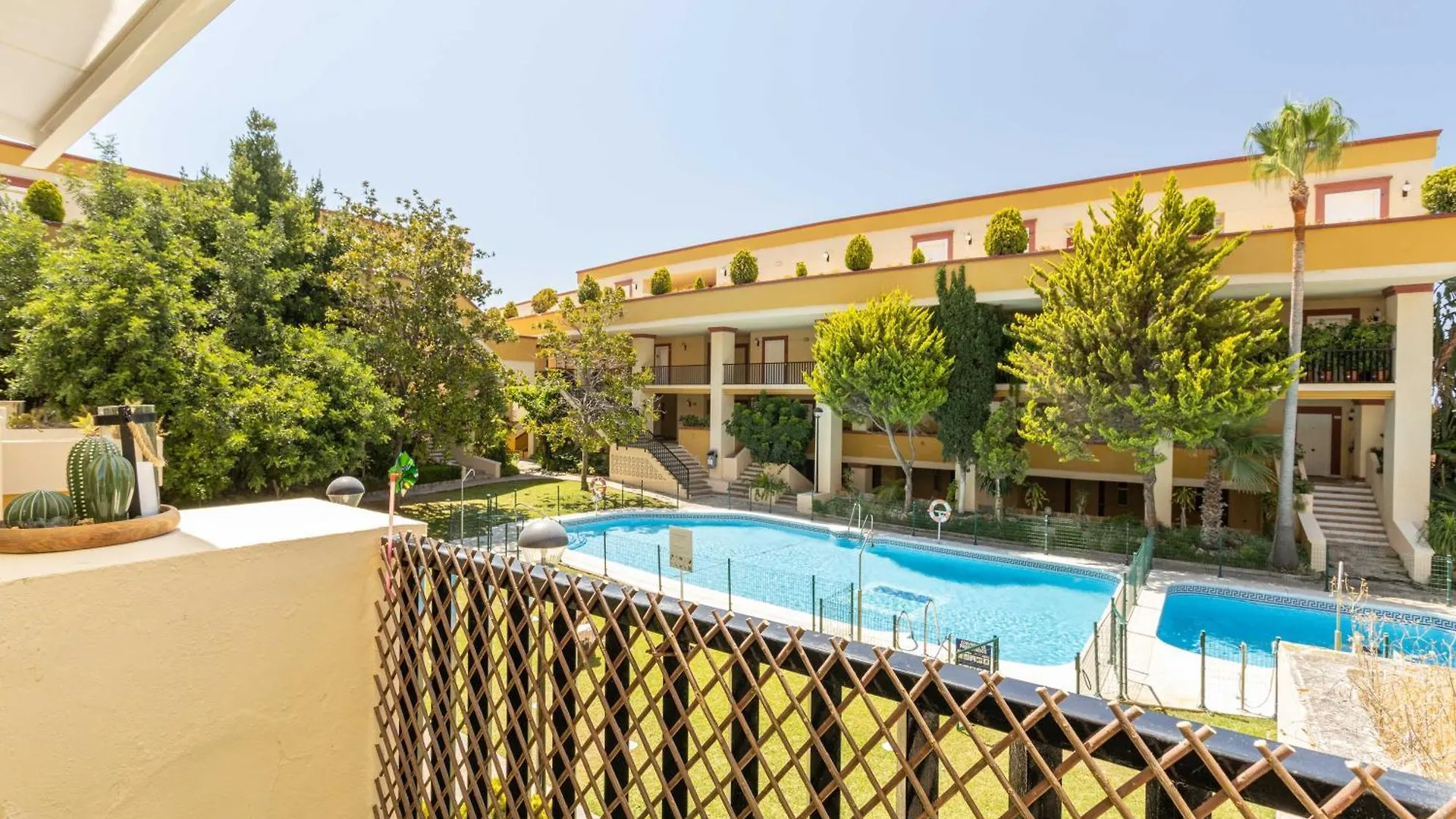 Oleholidays 315 Romana Playa Primera Linea Playa Marbella